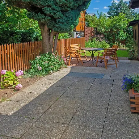 Apartament Moderne In Poels Mit Grosser Terrasse By Interhome *