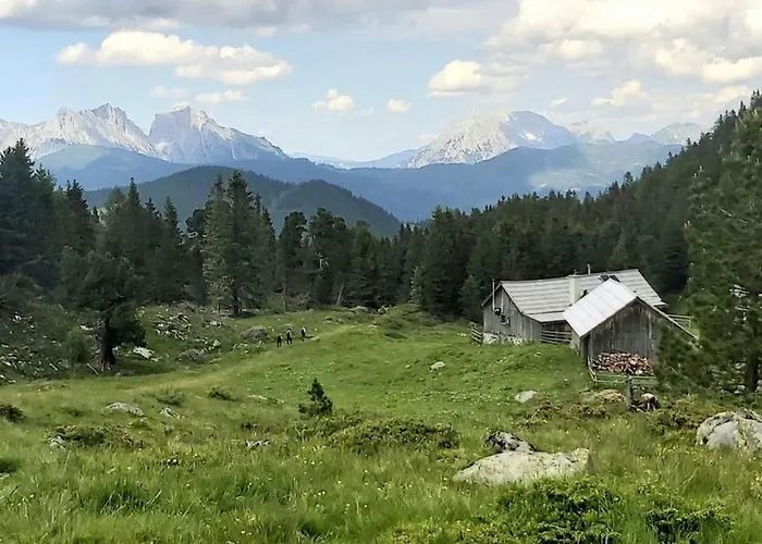 Moderne In Poels Mit Grosser Terrasse By Interhome * Pols